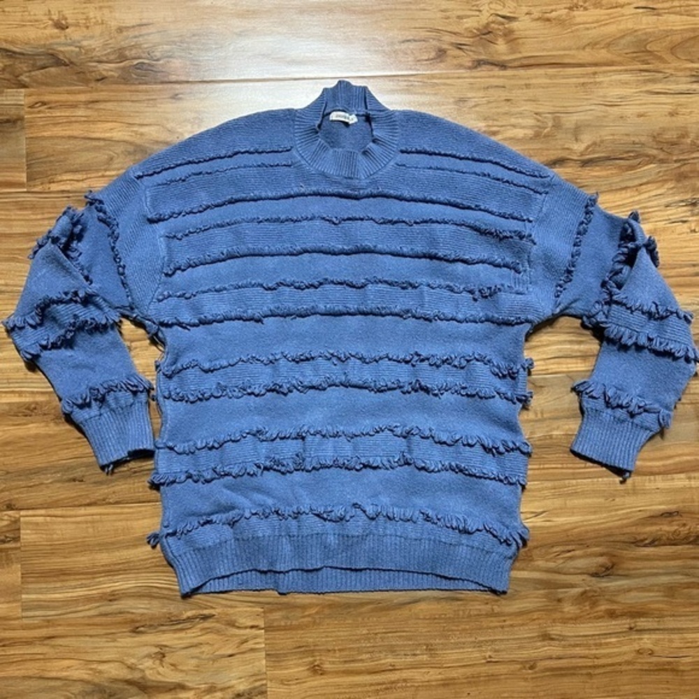 ANDTHEWHY Womens Sz S/M Sweater Long‎ Sleeve Soft Shaggy Pullover Blue